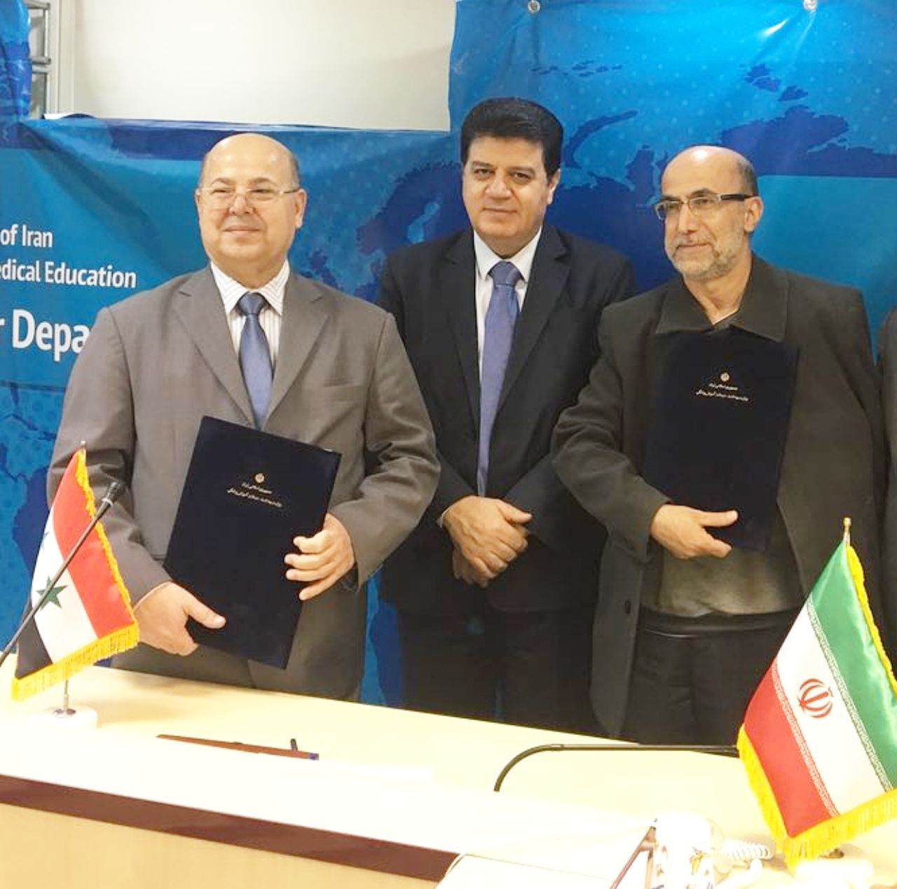 امضا و تبادل سند همکاری های مشترک دارویی و تجهیزات پزشکی ایران و سوریه