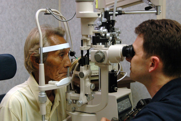 بیماران مبتلا به تیروئید مراقب بینایی خود باشند