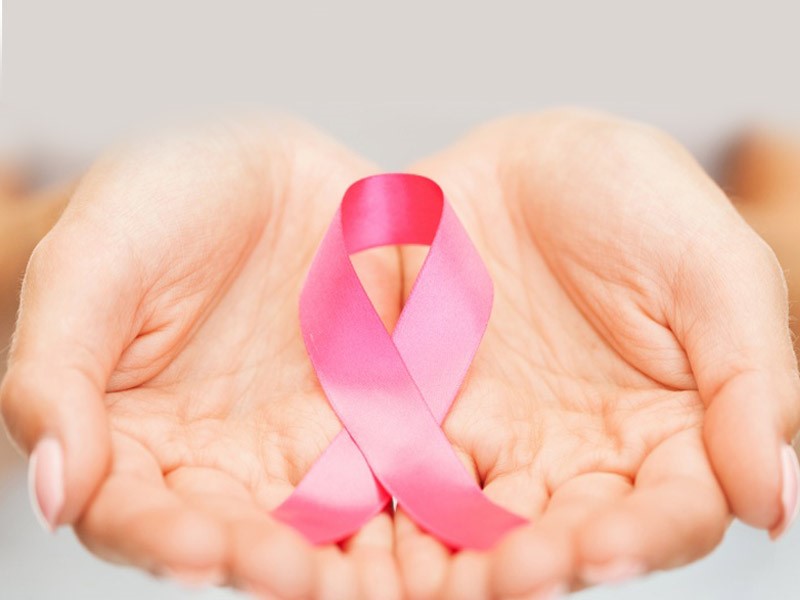 کاهش سن ابتلا به سرطان سینه در ایران صحت علمی ندارد