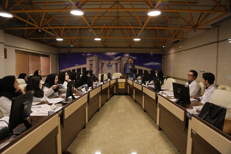 برگزاری کارگاه آموزشی ممیزی داخلی بر اساس استاندارد ISO/IEC 17025 در آزمایشگاه معاونت غذا و داروی تهران