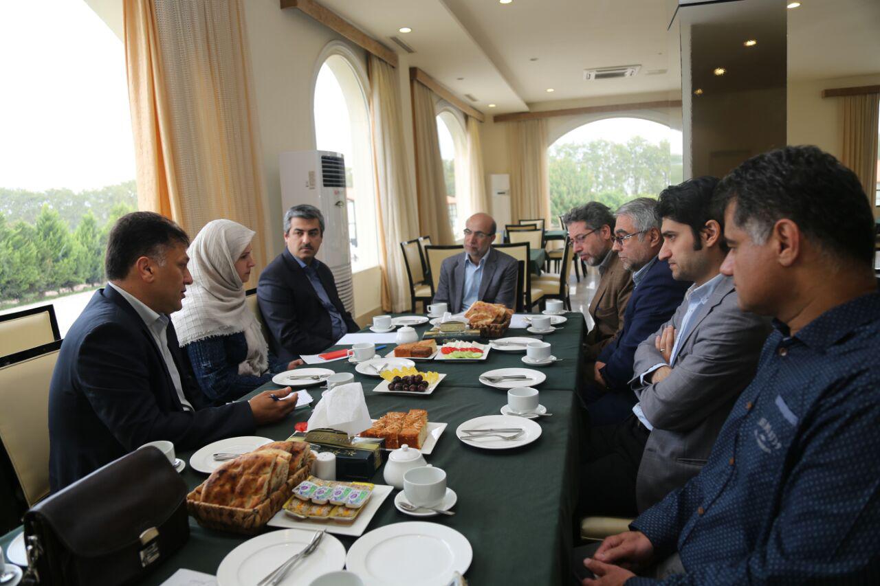 دیدار دوستانه رئیس سازمان غذا و دارو با انجمن داروسازان استان گلستان