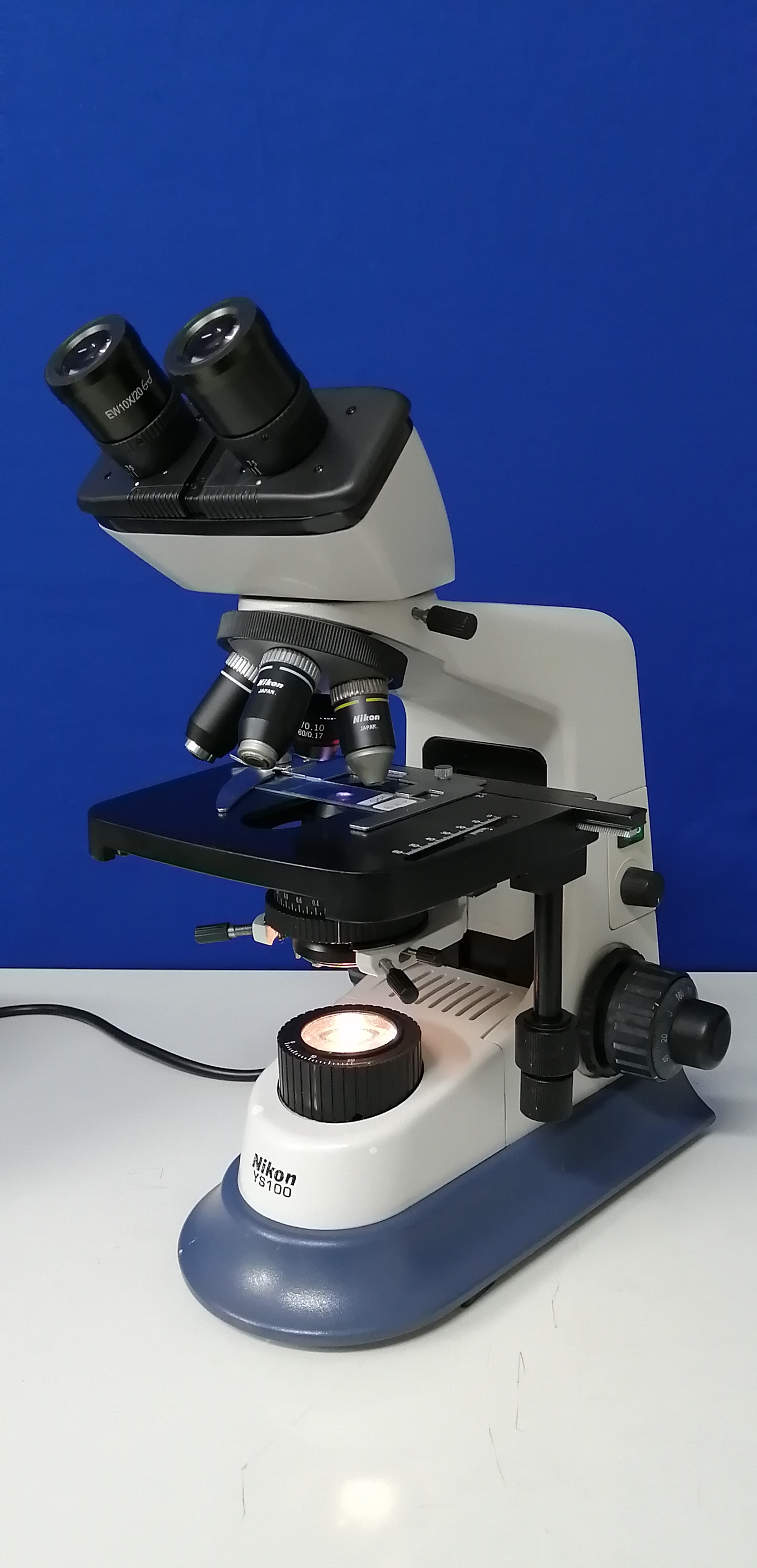 میکروسکوپ - microscope - صاایران، زایس، نیکون، المپیوس و چینی - دستگاه - دستگاه ها و ملزومات آزمایشگاهی - تعاونی زیست راه دانش